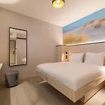 Hotel Fox Scheveningen 2*