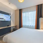 Fox Scheveningen Hotel 2*